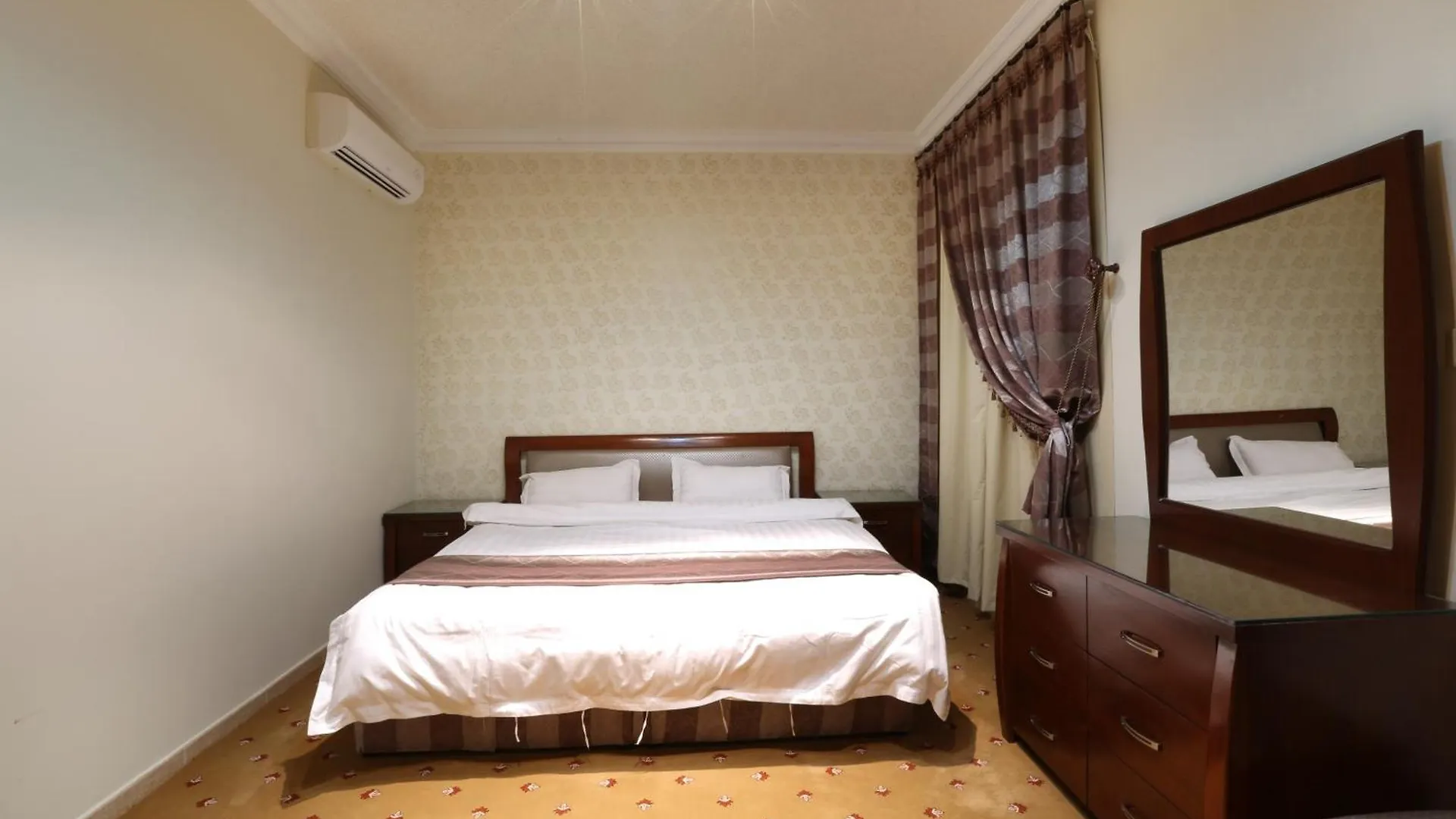 アパートホテル Sedra Hotel Suitesリヤード